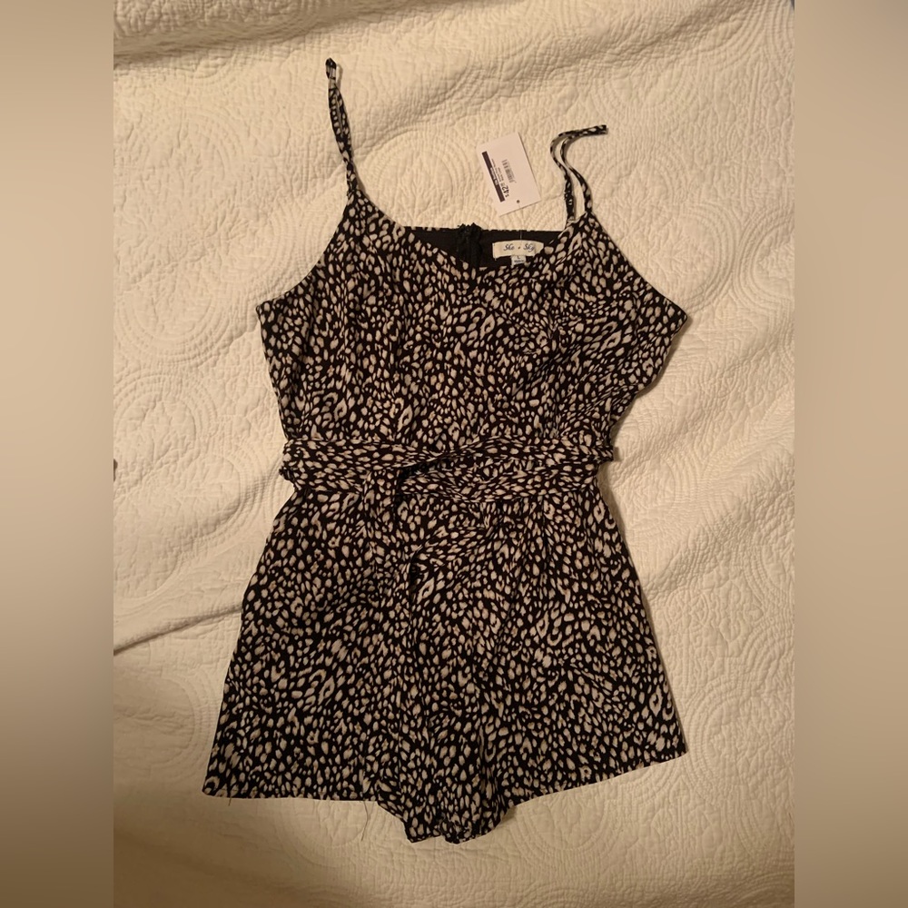 She sky romper